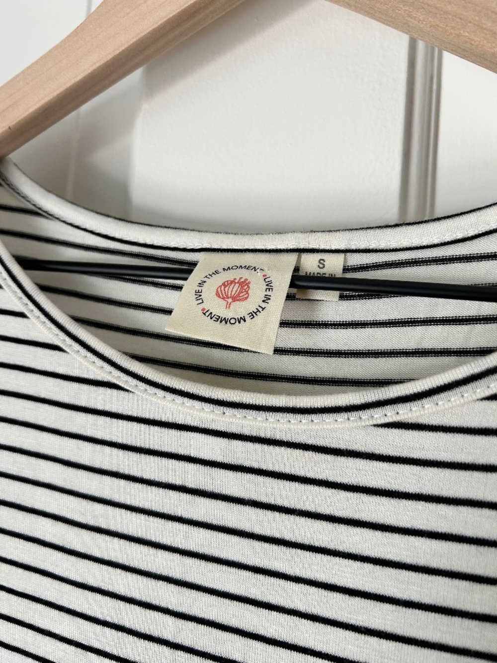 Live in the Moment Black White Striped Peplum Peasant Top S - Picture 3 of 4
